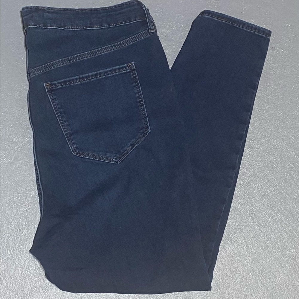 Old Navy FitsYou Dark Blue Denim Jeans - 3 sizes in one - 20-24
